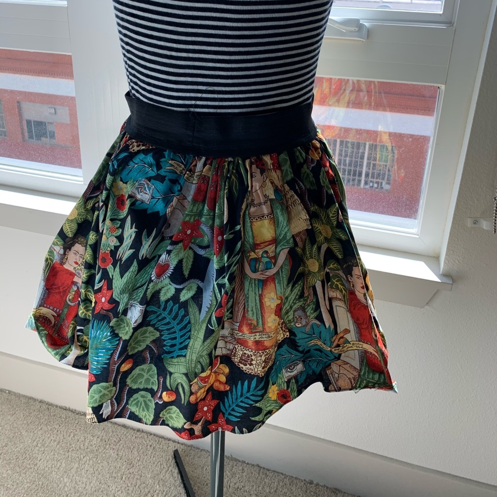 Frida Kahlo Skirt - Picture 3 of 7